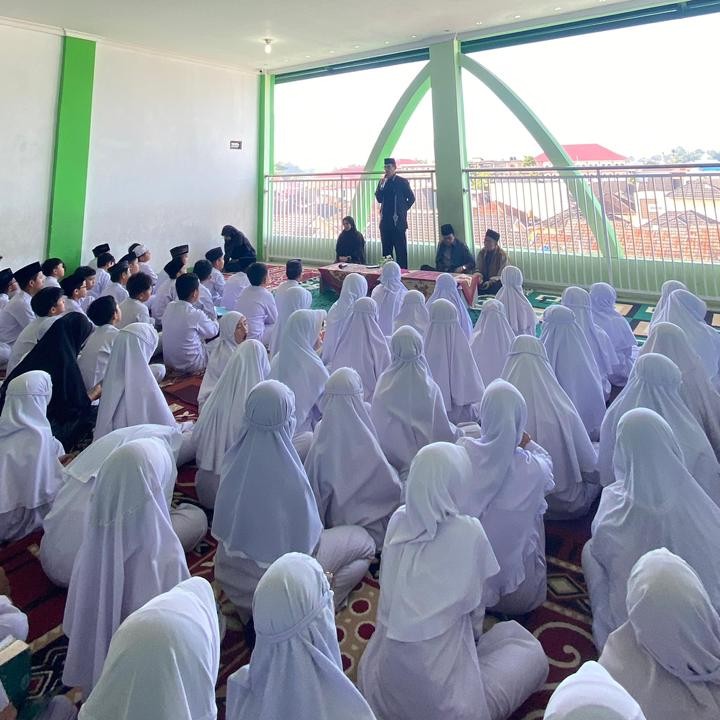 Munaqasah SDIA 67 Bukittinggi foto 1